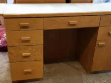 Sewing/cutting desk